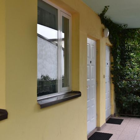 Hostel Malva อัวมิยังกิ ภายนอก รูปภาพ