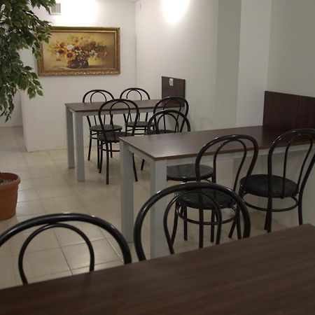 Hostel Malva อัวมิยังกิ ภายนอก รูปภาพ